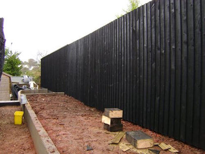 Black feather edge fence